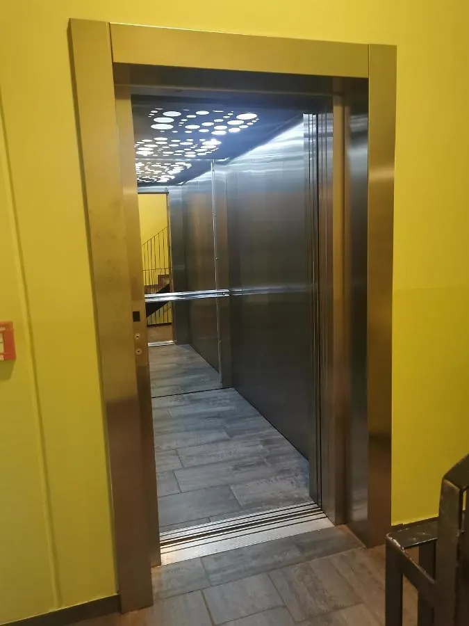 Cozy Apartment Ljubljana With Free Parking And Balcony