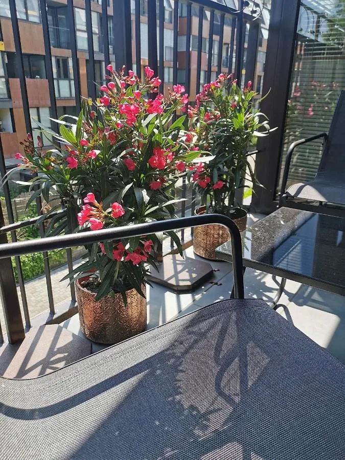 Cozy Apartment Ljubljana With Free Parking And Balcony